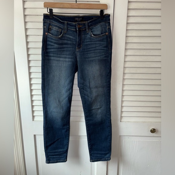 Judy Blue Jeans Women’s Size 9 / 29 Dark Wash Stretch Skinny Denim - Picture 2 of 6